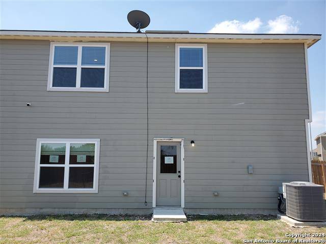 Converse, TX 78109,10923 CHATHAM CT