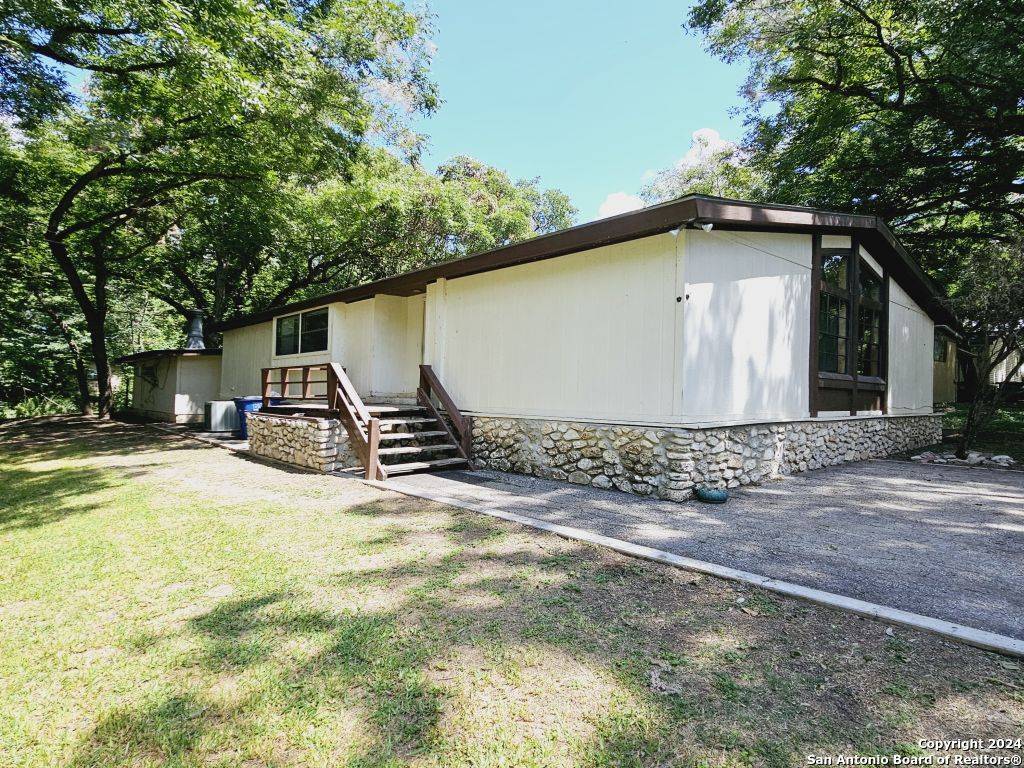 New Braunfels, TX 78130,375 River Bend Dr