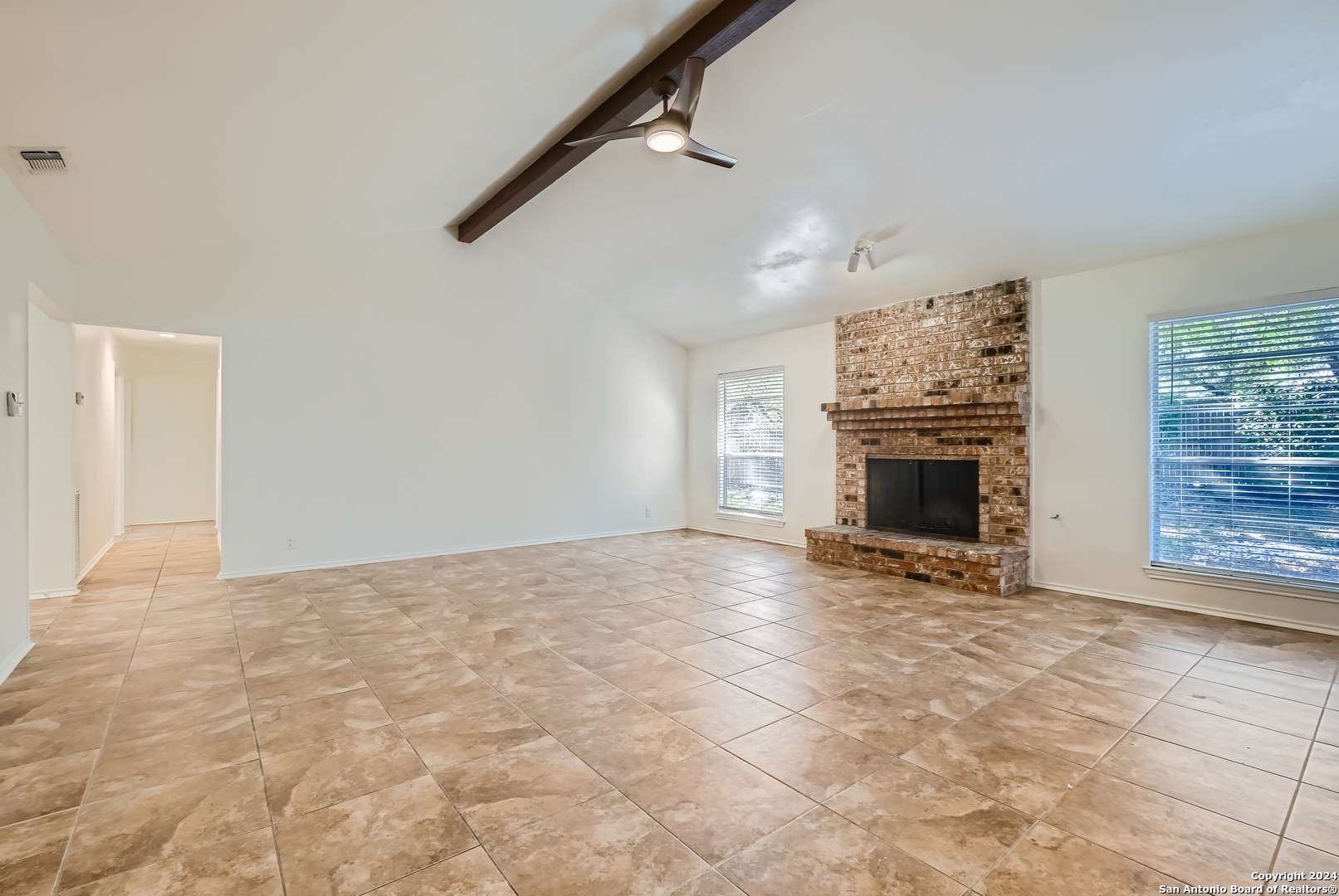 San Antonio, TX 78232,15107 oak loft