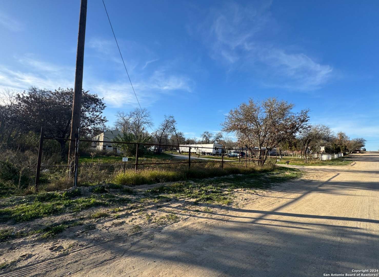 Lytle, TX 78052,336 Cr 6854