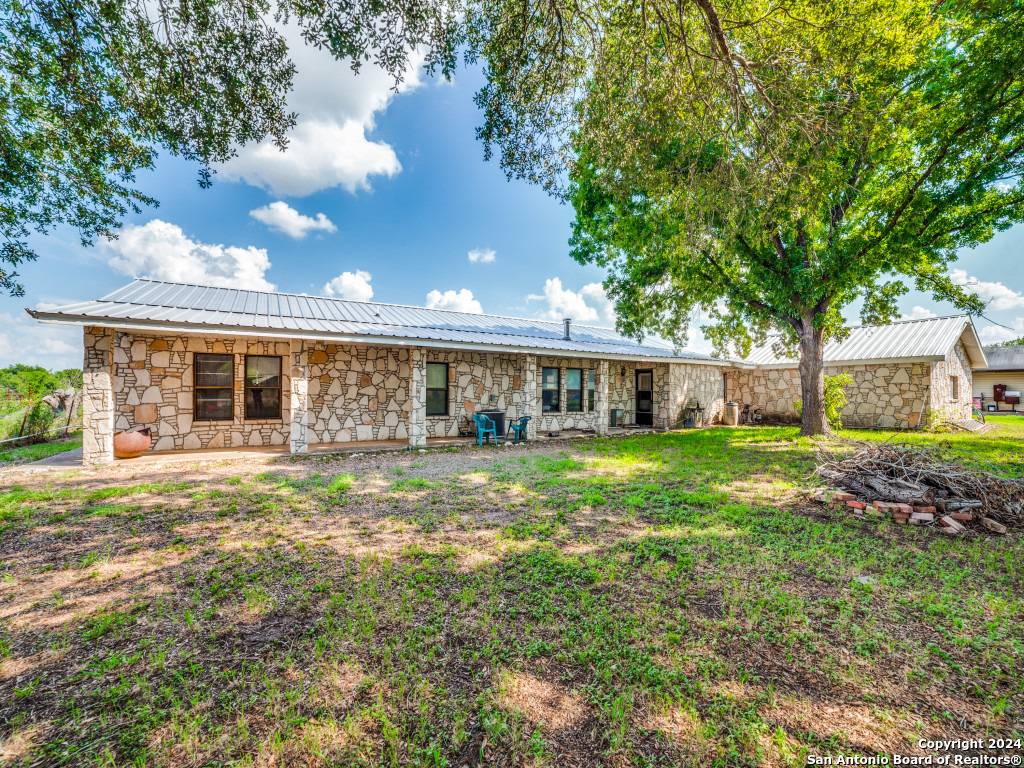 Atascosa, TX 78002,14747 Ess Road