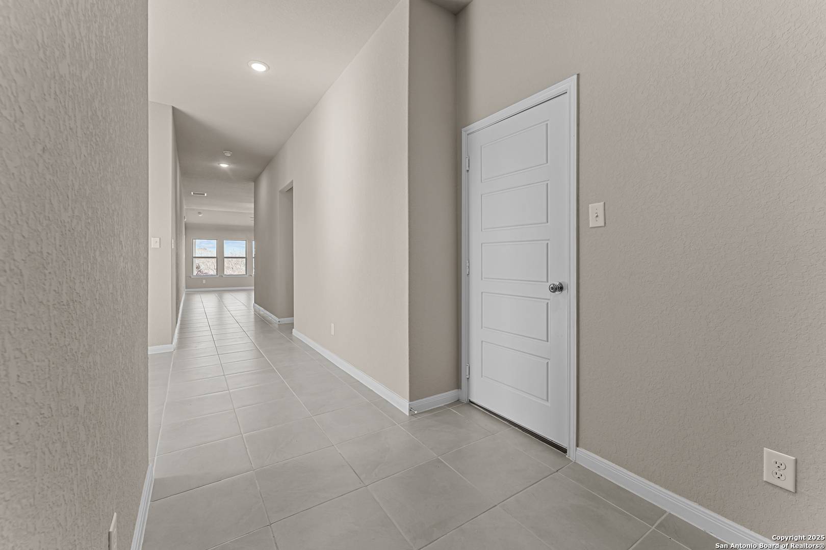 Floresville, TX 78114,101 Reno Trail