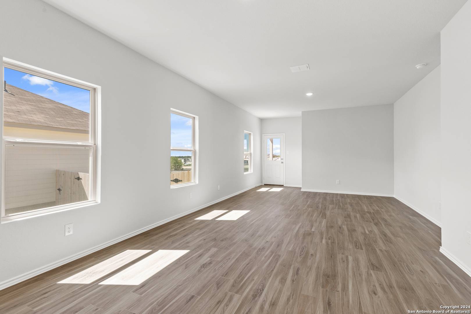 San Antonio, TX 78245,238 Antelope Valley