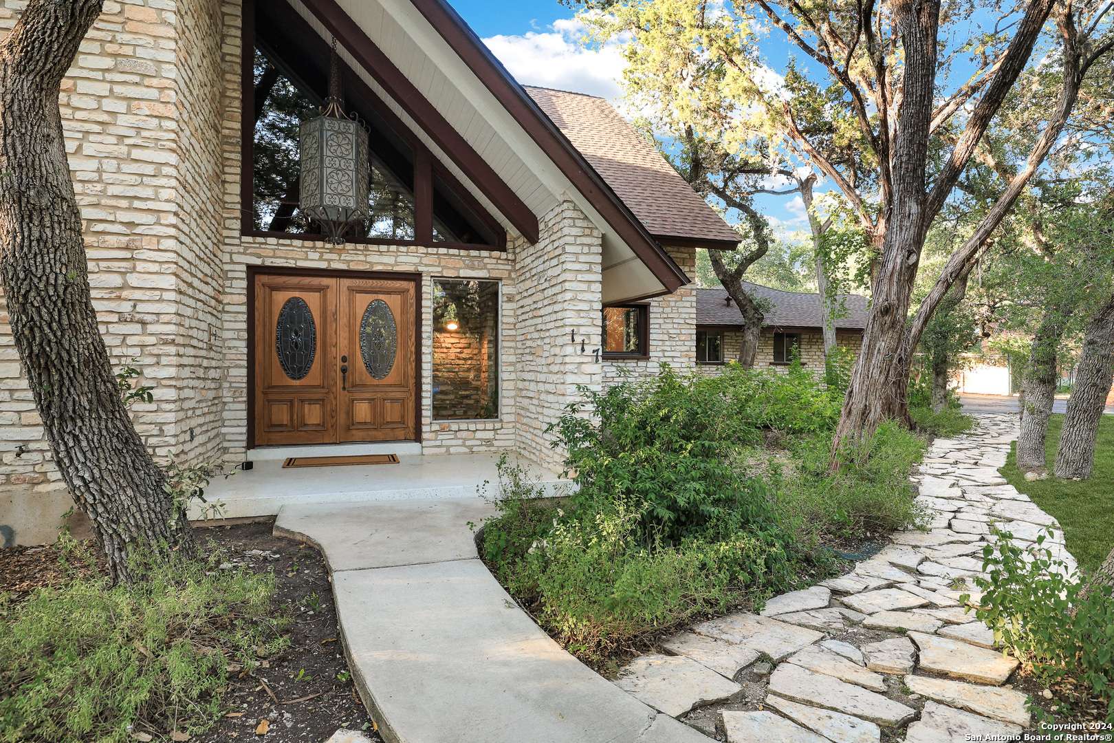 Shavano Park, TX 78231-1412,117 ELM SPRING LN