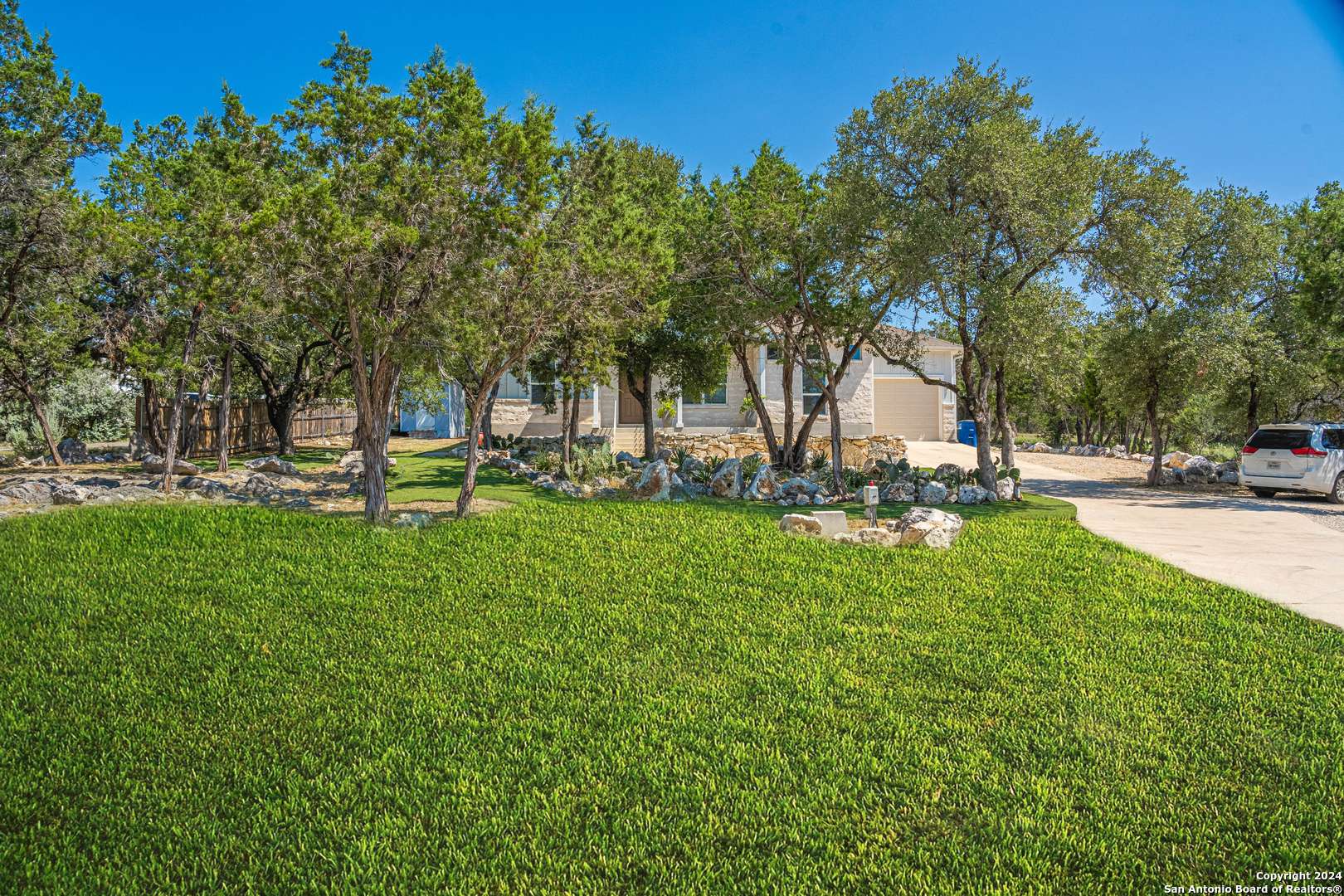 New Braunfels, TX 78132-2223,1424 ESTATE DR