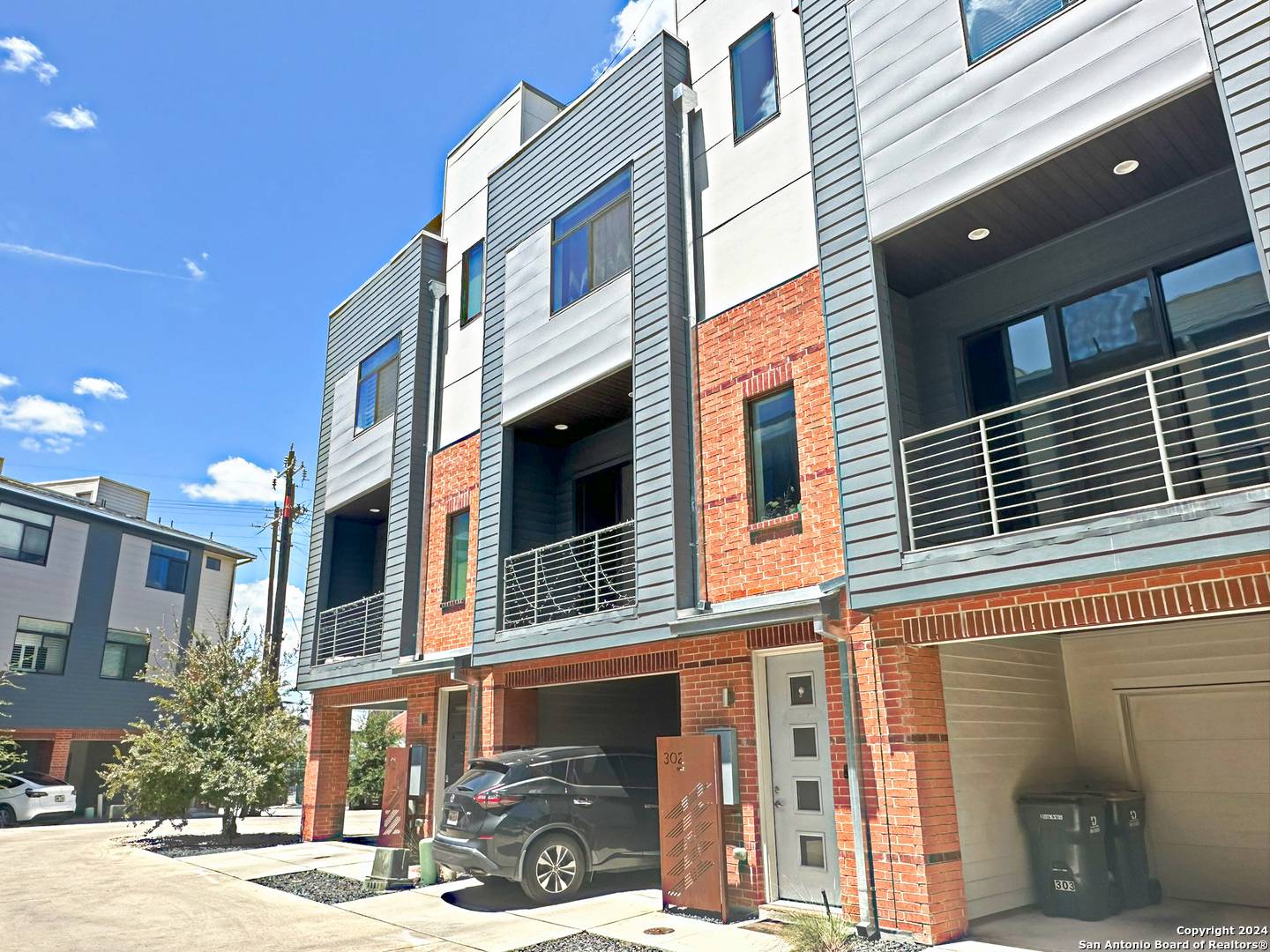 San Antonio, TX 78208-1212,1606 HACKBERRY ST UNIT 302