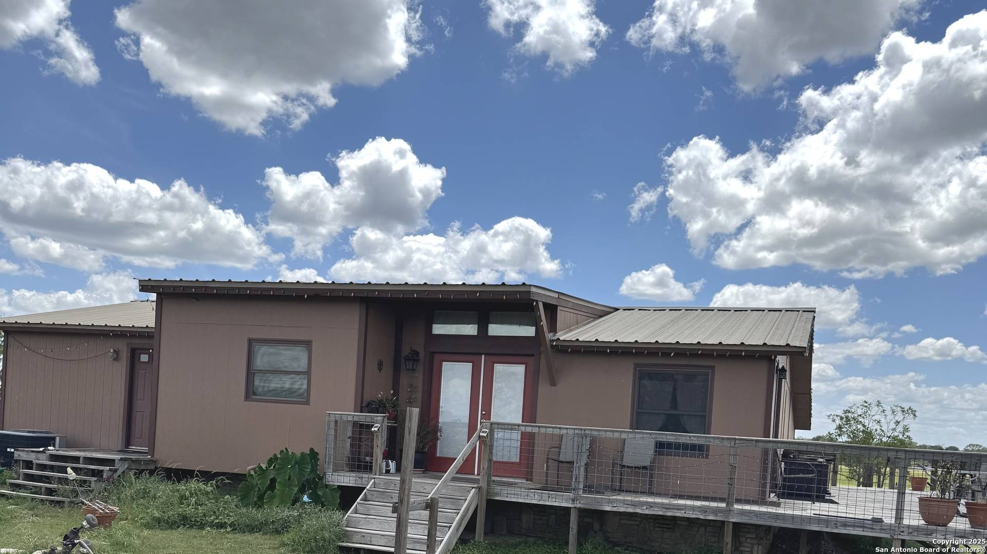 Comfort, TX 78013,140 BRYCE LN. N.