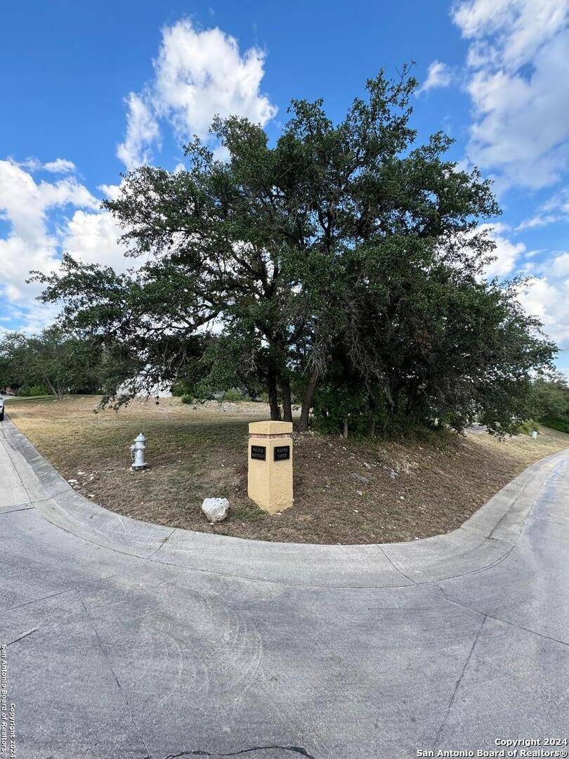 San Antonio, TX 78258-3206,1438 WHISPER MTN