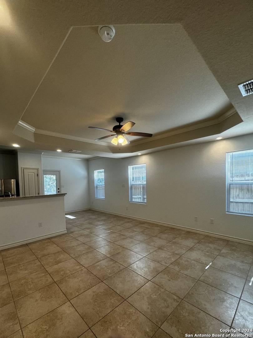 San Antonio, TX 78244,6958 Lakeview Dr UNIT 102