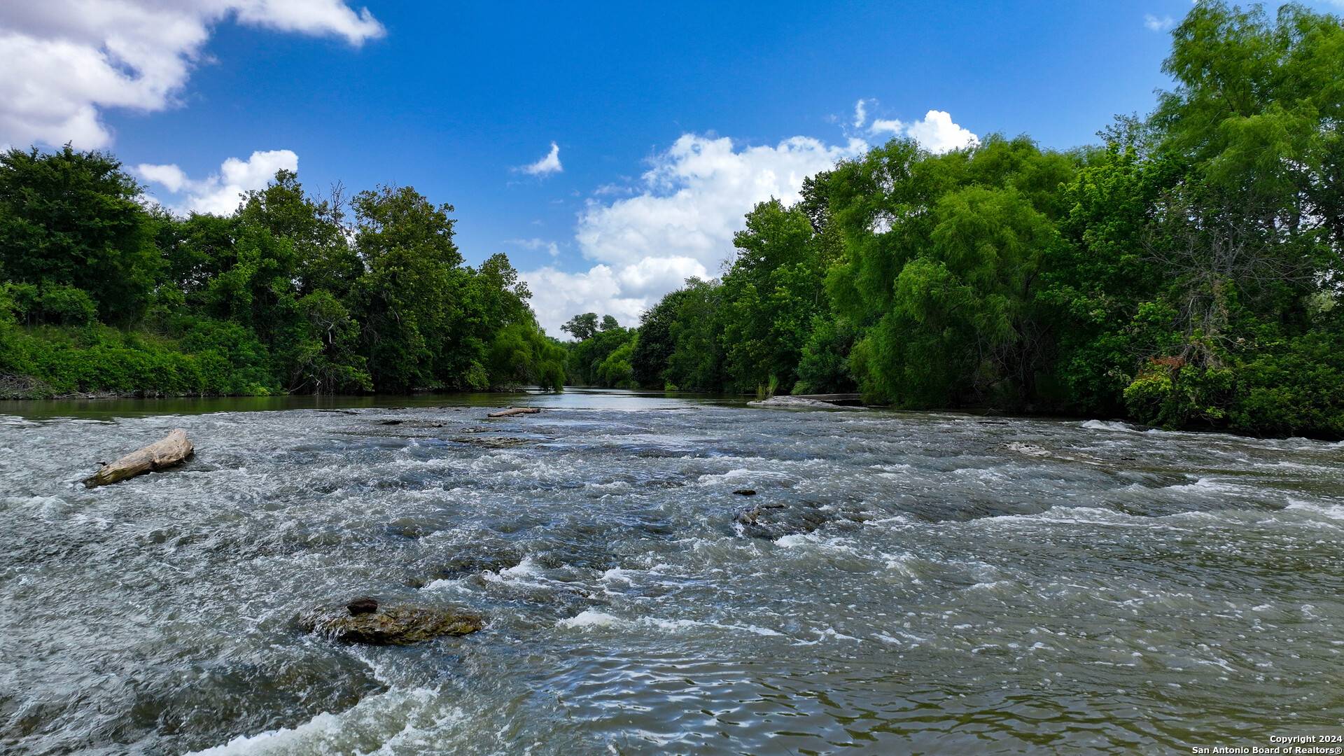 Falls City, TX 78113,4279 FM 791