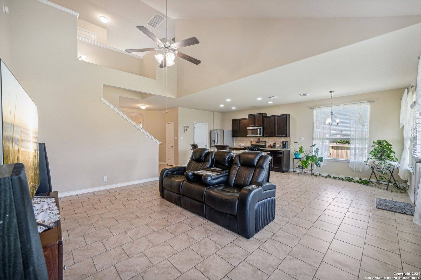 Cibolo, TX 78108-4425,424 DEAN CHASE