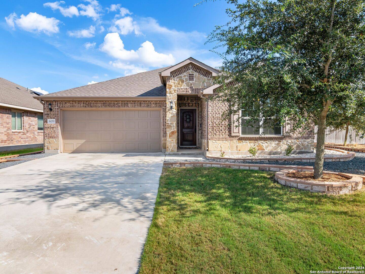 New Braunfels, TX 78130-4689,609 RIDGEMEADOW DR