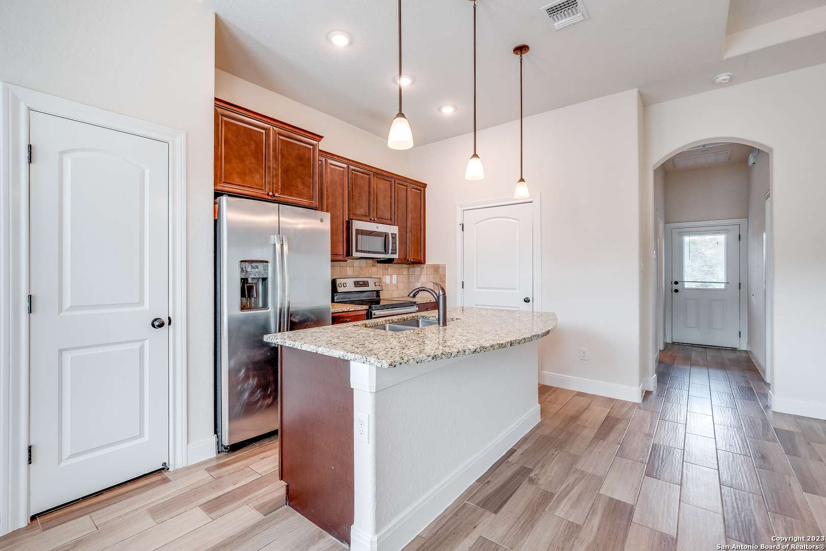 Spring Branch, TX 78070,3133 puter creek UNIT B