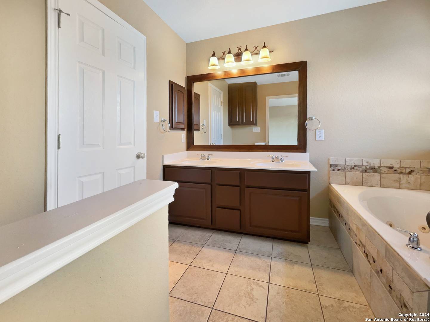 New Braunfels, TX 78130-2001,761 TOMAH DR