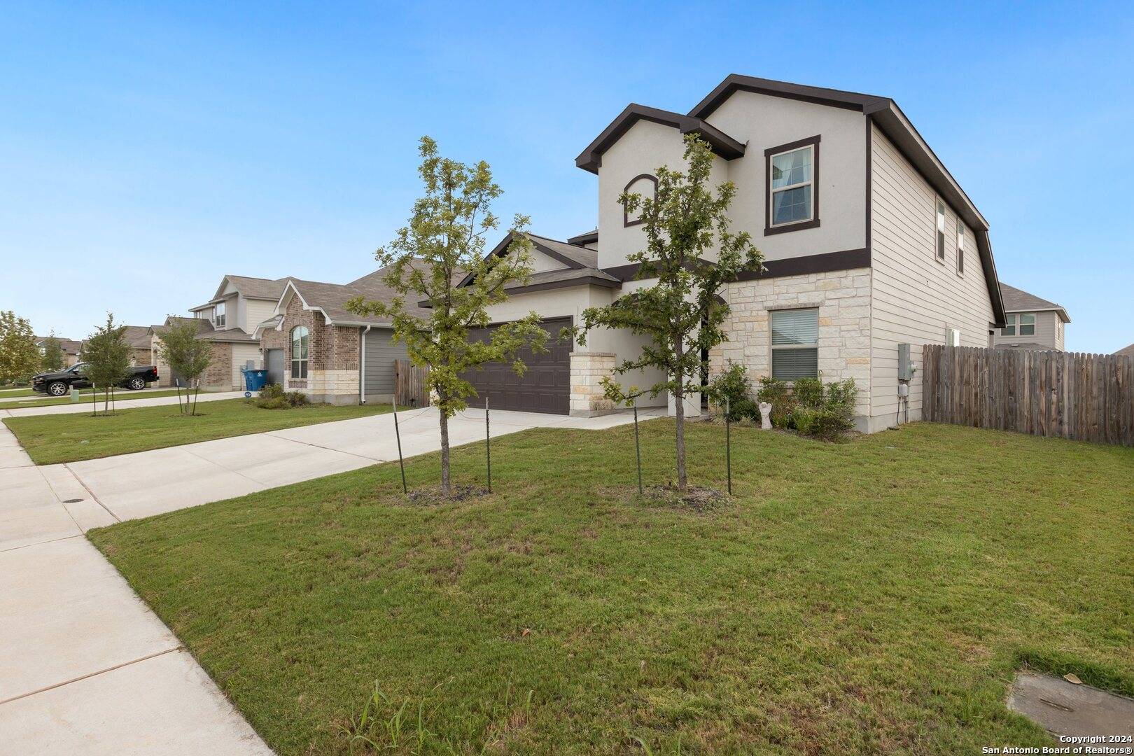 Schertz, TX 78108-4032,217 STAG WAY