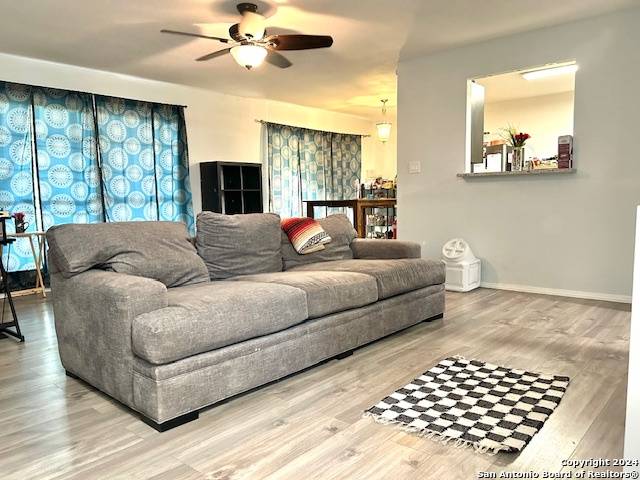 San Antonio, TX 78239-3343,7823 BROADWICK