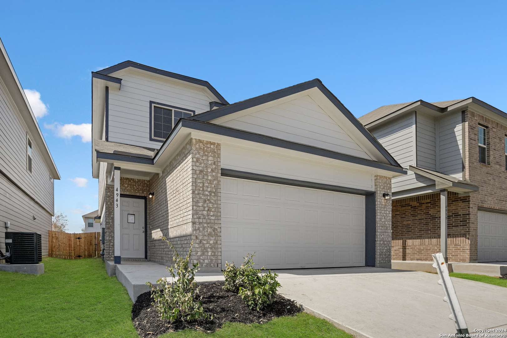 San Antonio, TX 78222,4943 Sandstone Way