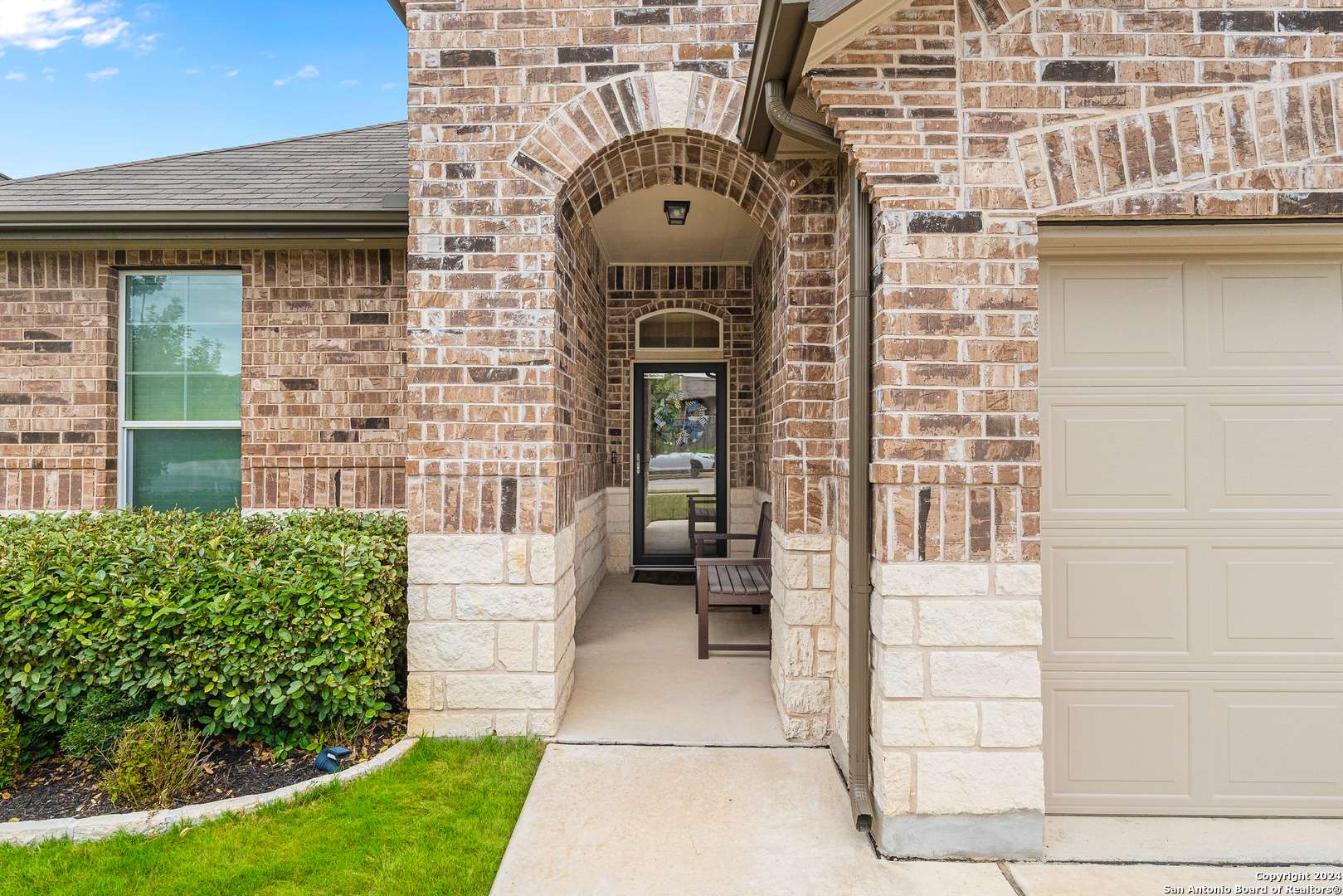 Cibolo, TX 78108-4433,624 MINERALS WAY