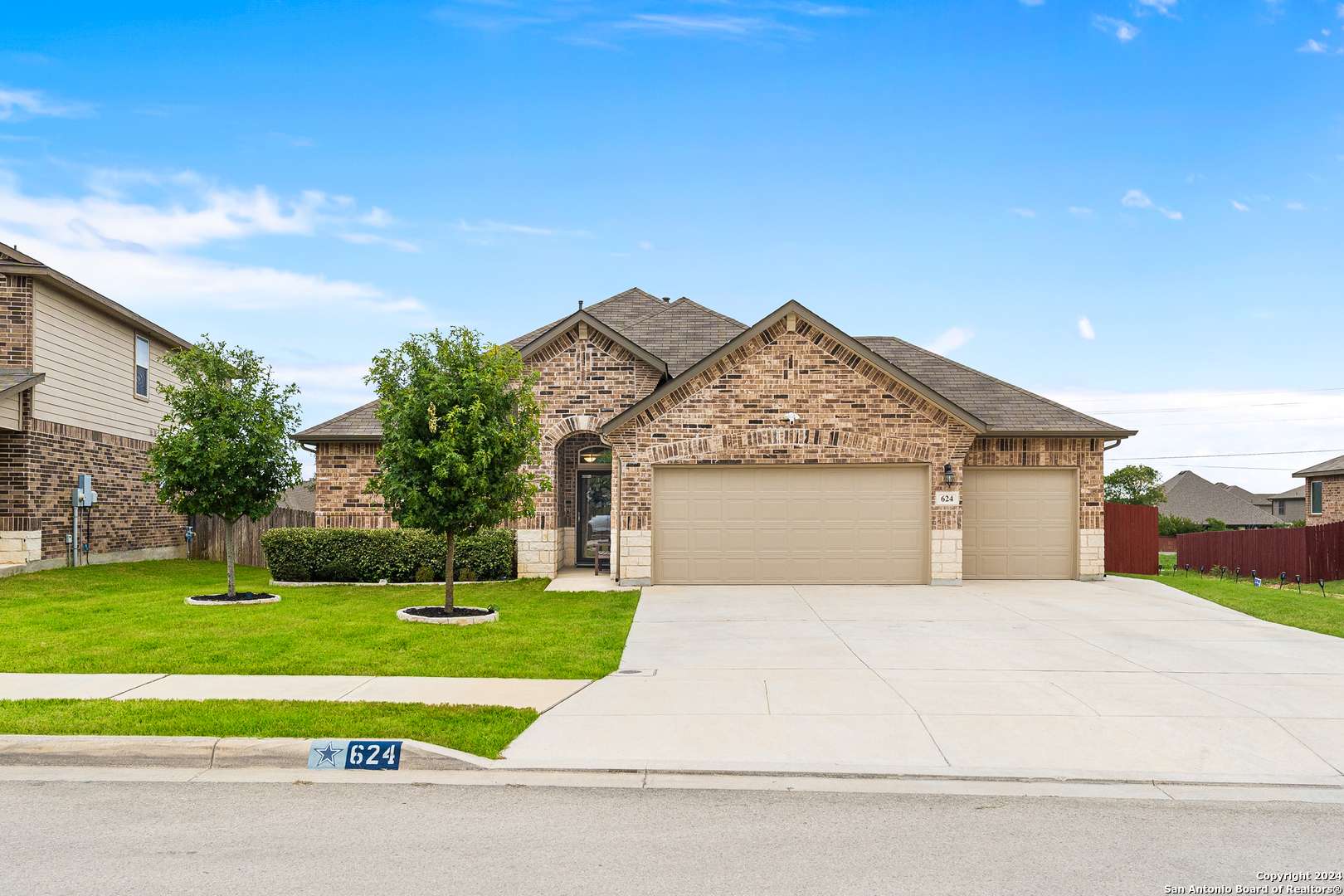 Cibolo, TX 78108-4433,624 MINERALS WAY