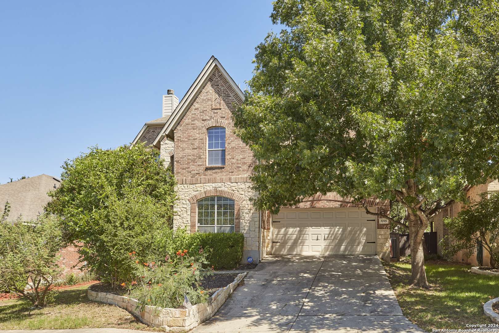 San Antonio, TX 78261-2377,3215 VALLEY CRK
