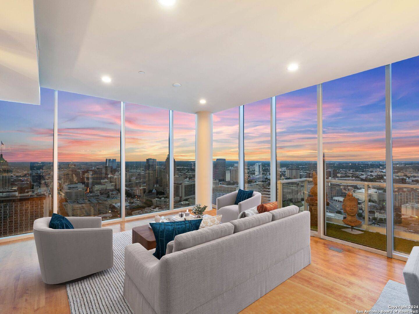 San Antonio, TX 78205-2636,610 MARKET ST UNIT 3002