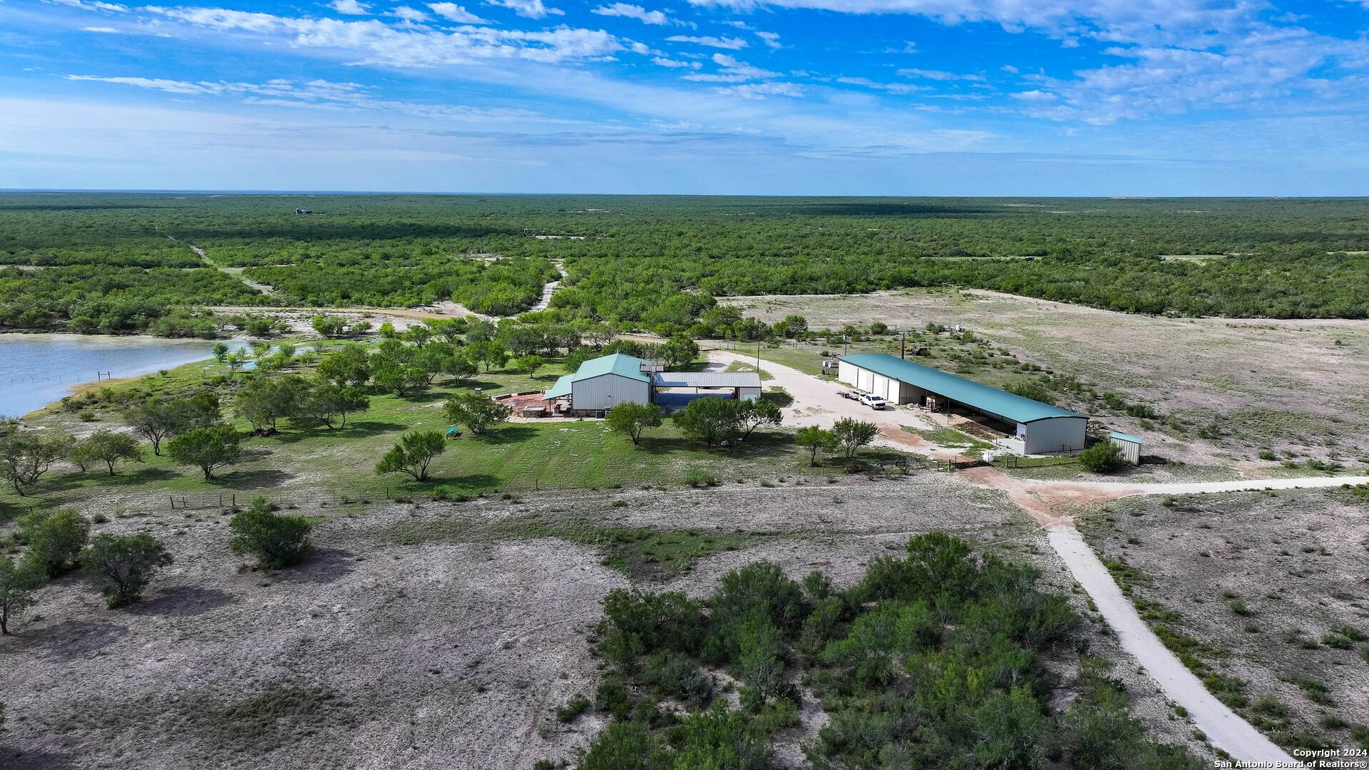 Cotulla, TX 78014,429 Cameron Lane