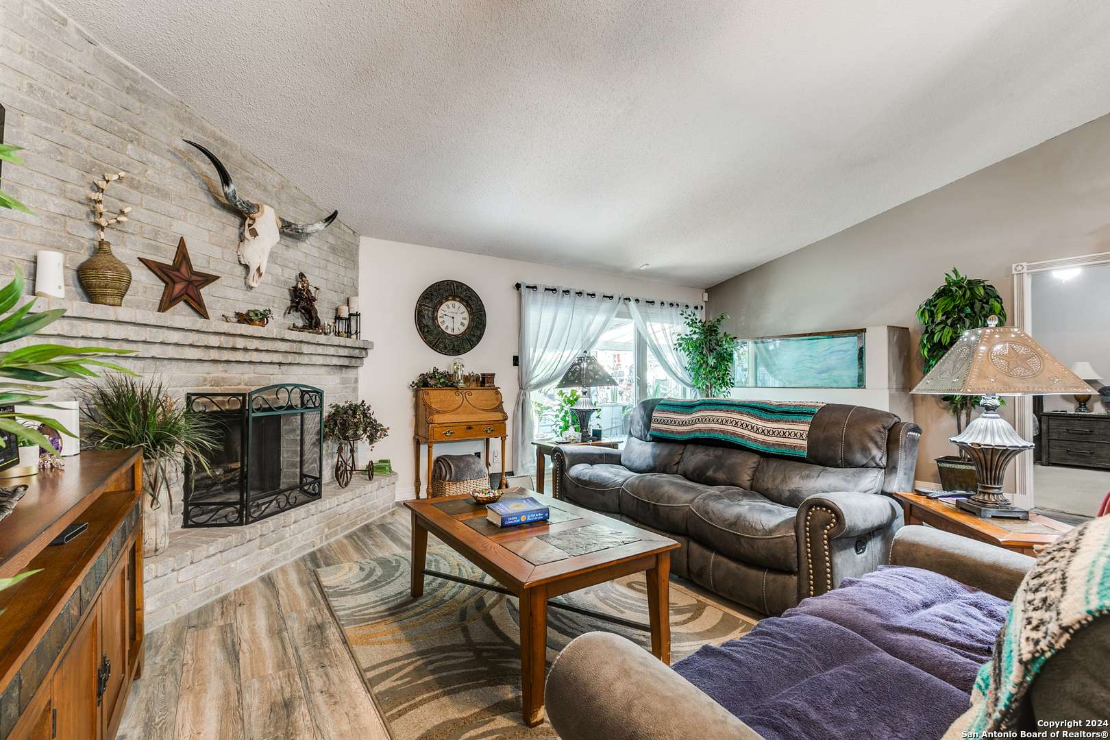 San Antonio, TX 78240,6206 Datewest Circle