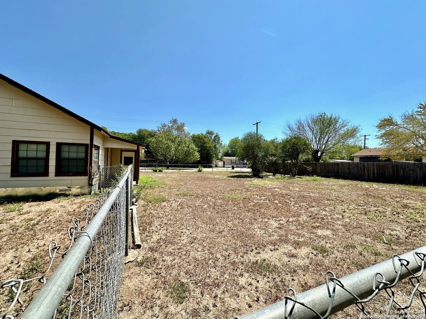 Hondo, TX 78861-3400,1151 30TH ST