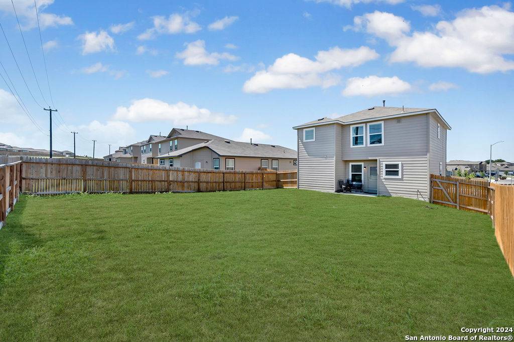 San Antonio, TX 78244,5982 Kendall Prairie