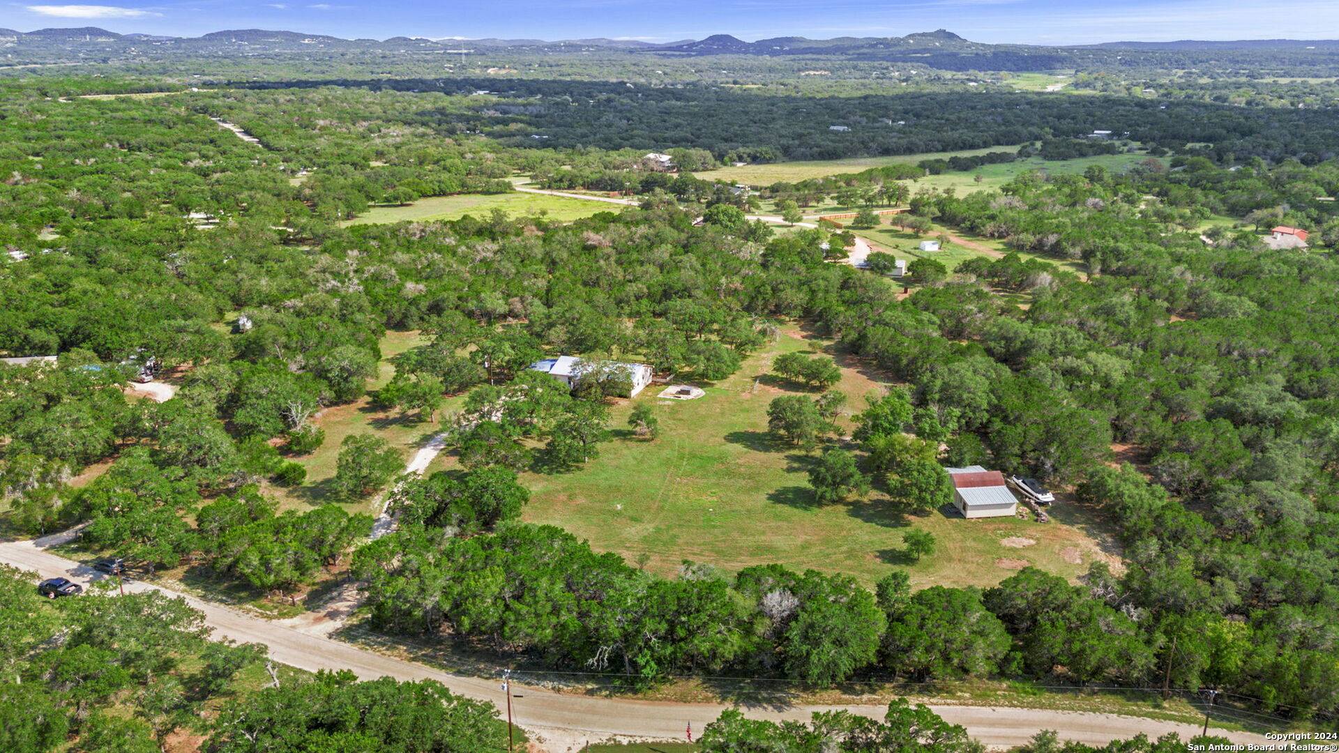 Pipe Creek, TX 78063,592 Oakridge Trail