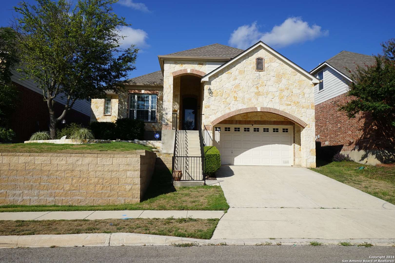 San Antonio, TX 78255-3308,8330 SETTING MOON