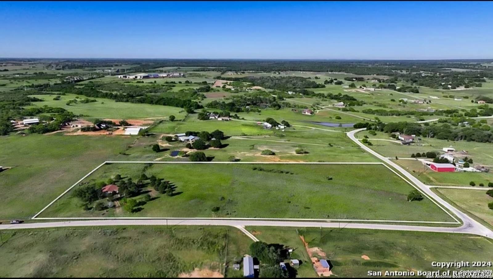 Sutherland Springs, TX 78161,180 SANTA GERTRUDIS DR