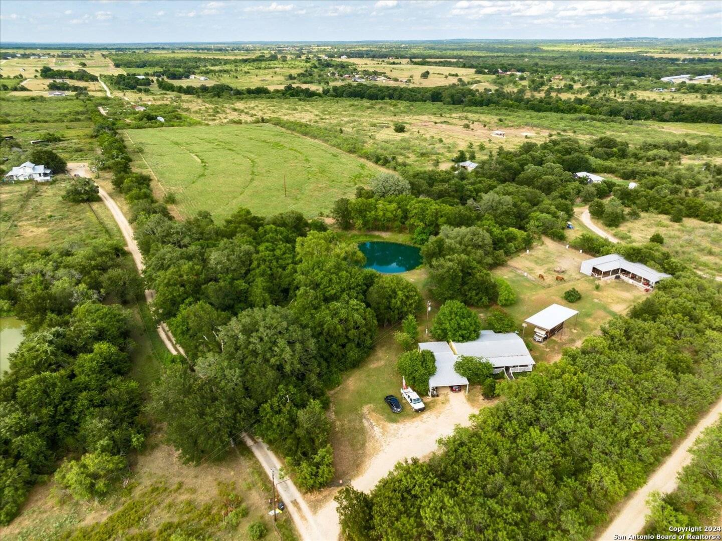 Dale, TX 78616,800 Molasses RD