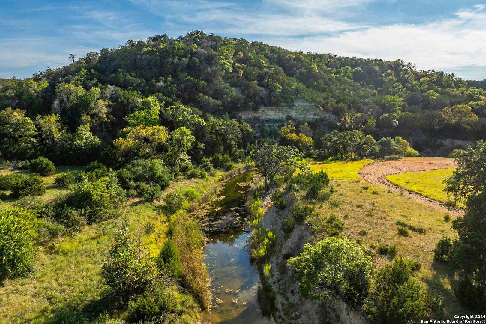 Comfort, TX 78013,161 Flach Rd E
