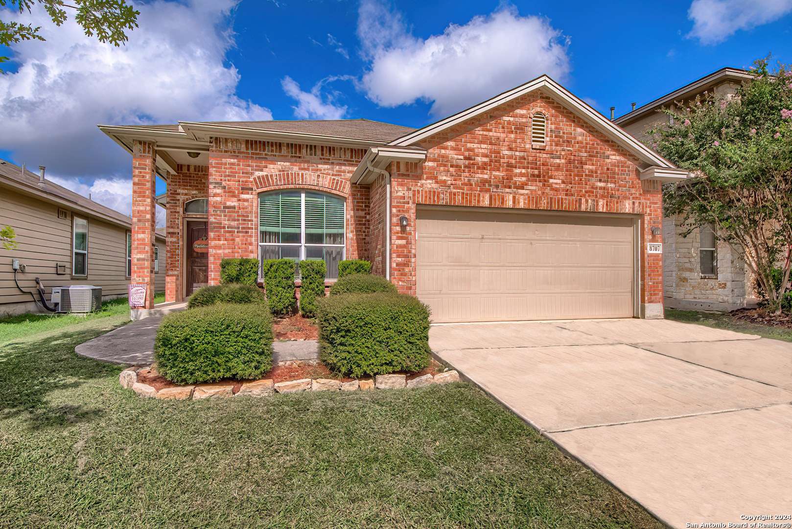 San Antonio, TX 78254,8707 Dove Oak