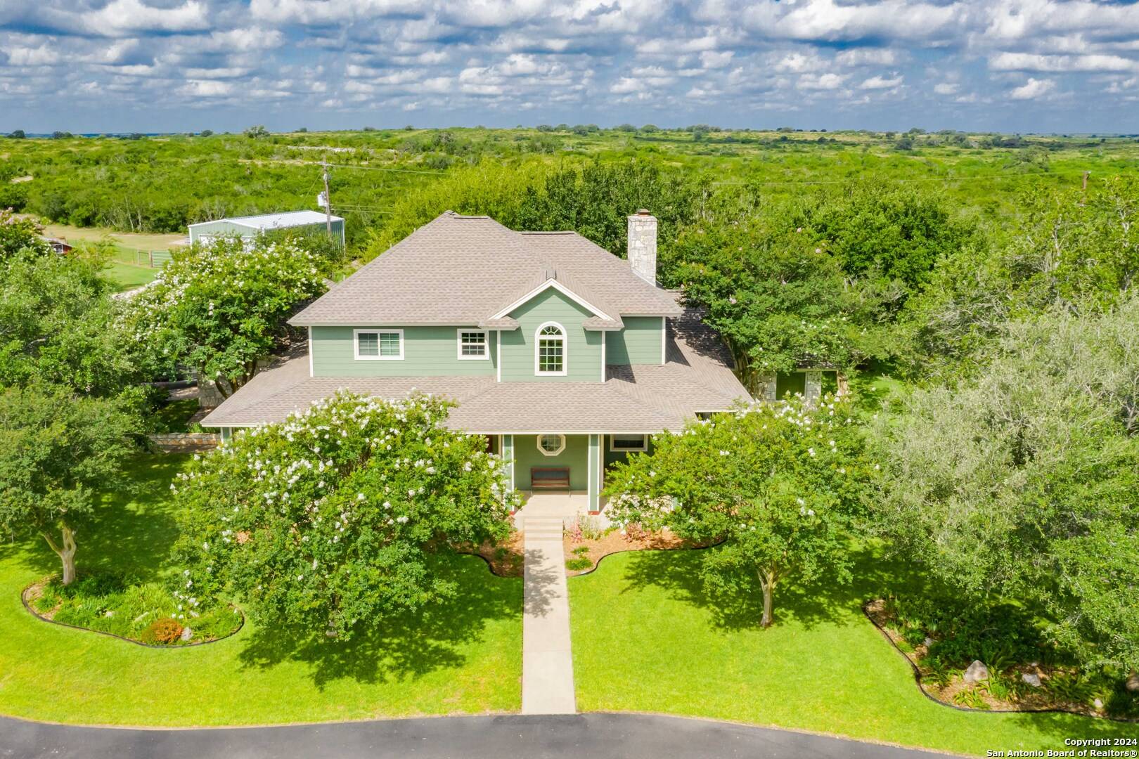 Pettus, TX 78146,2217 County Road 125