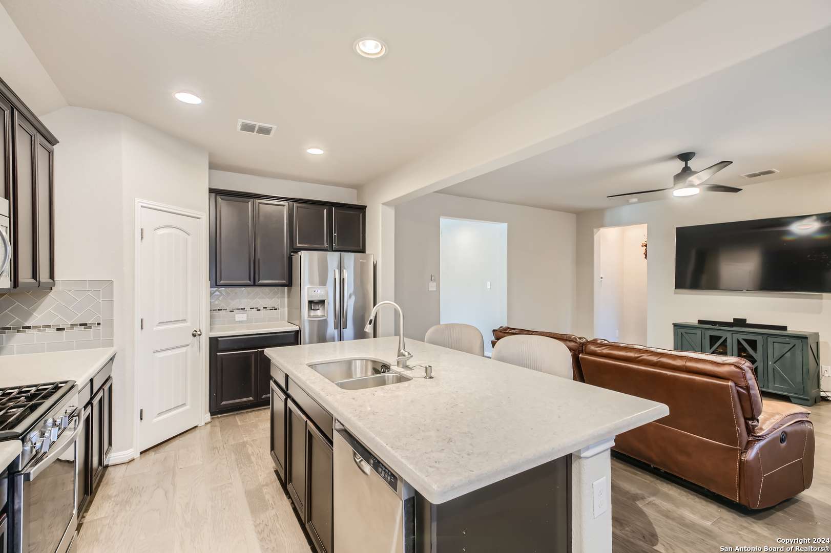 Schertz, TX 78154-4019,8919 SAGE STEM
