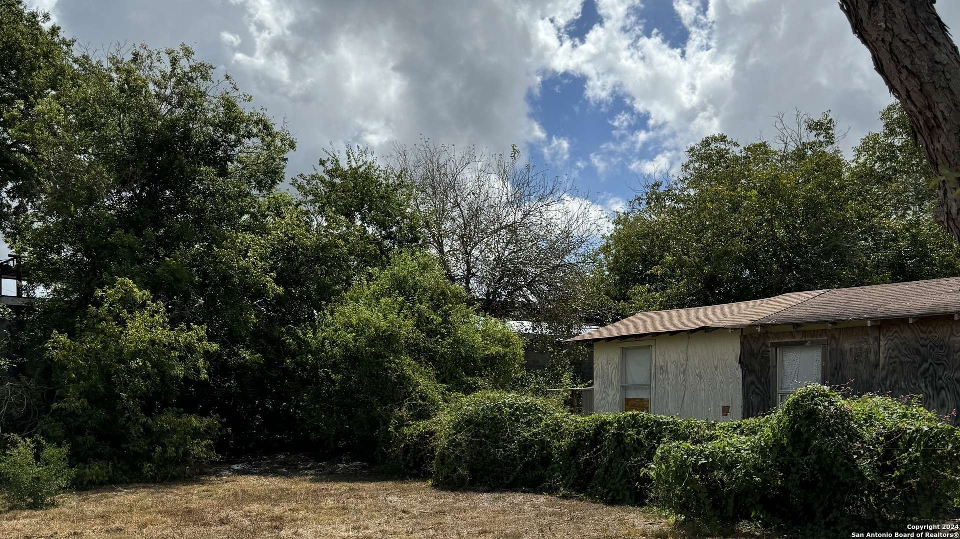 San Antonio, TX 78221,1023 Ashley Rd