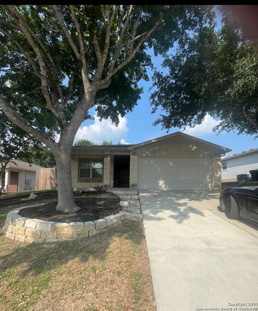 Schertz, TX 78108-2015,5137 STORM KING