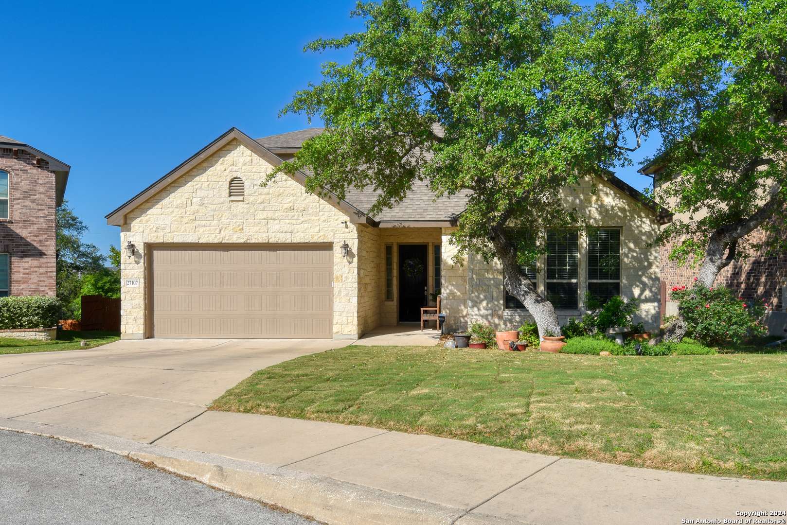 Boerne, TX 78015,27107 Brook Bend