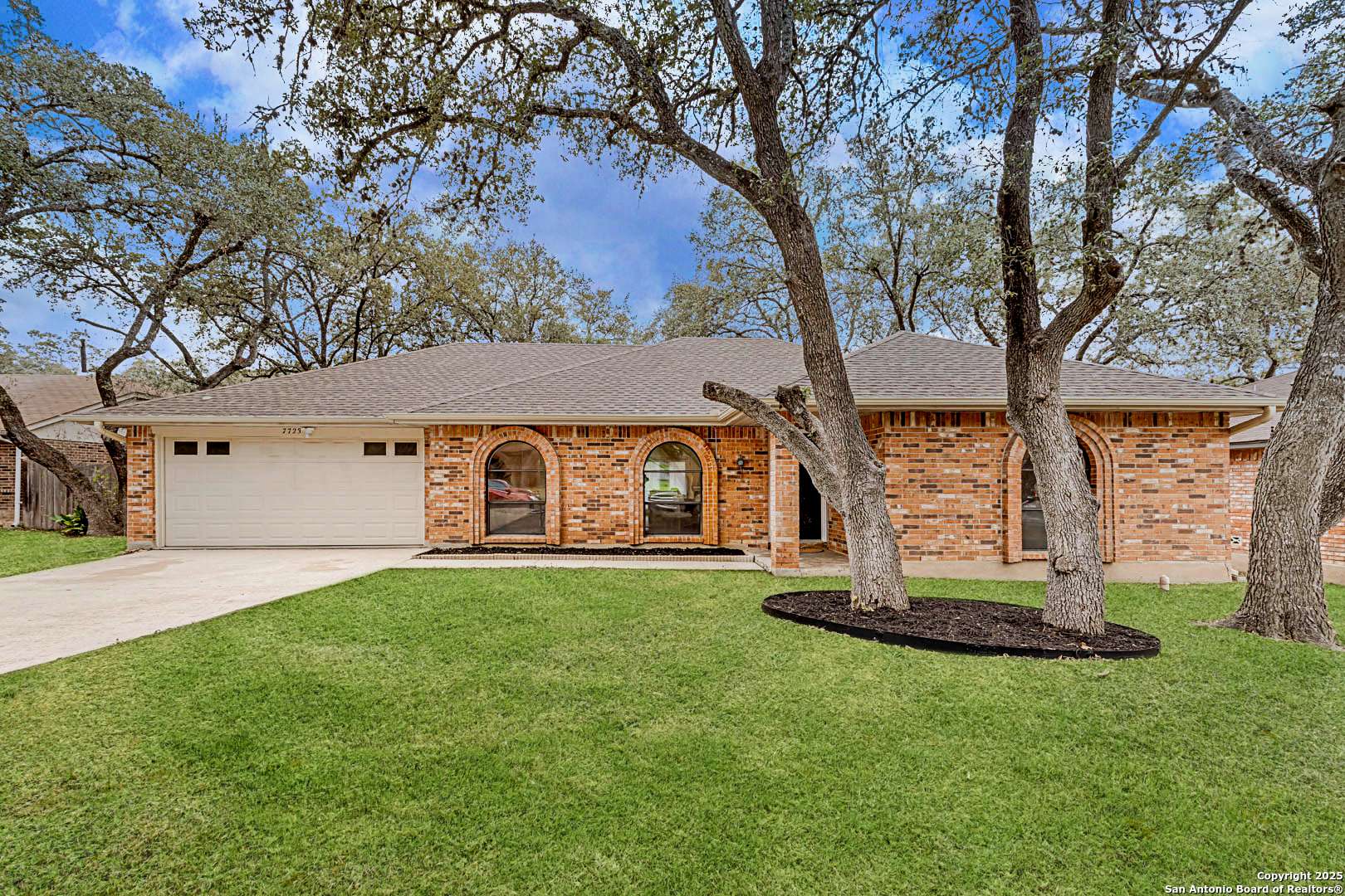 San Antonio, TX 78254,7723 Crooked Brook