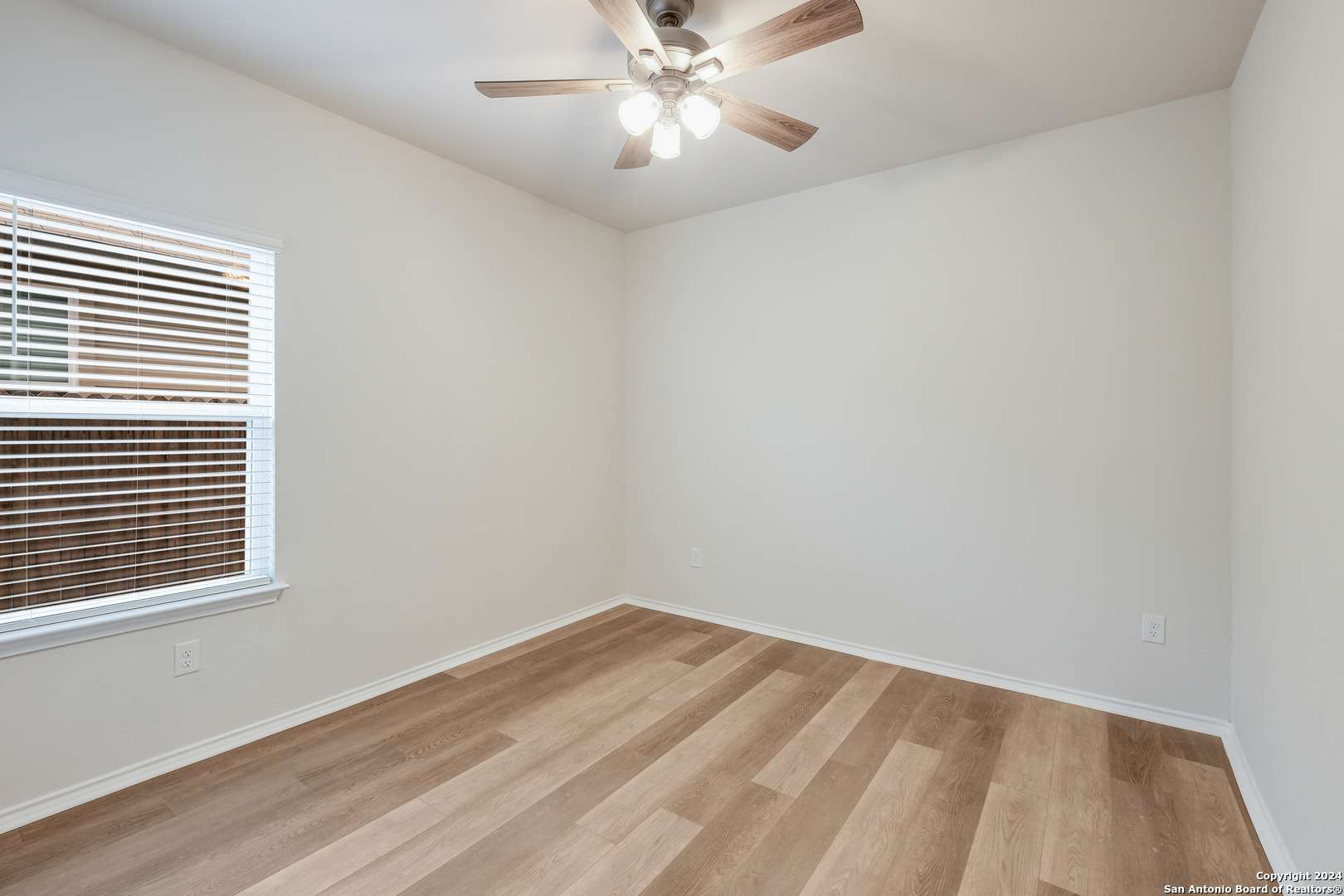 San Antonio, TX 78253-3911,5222 SCORIA TRL