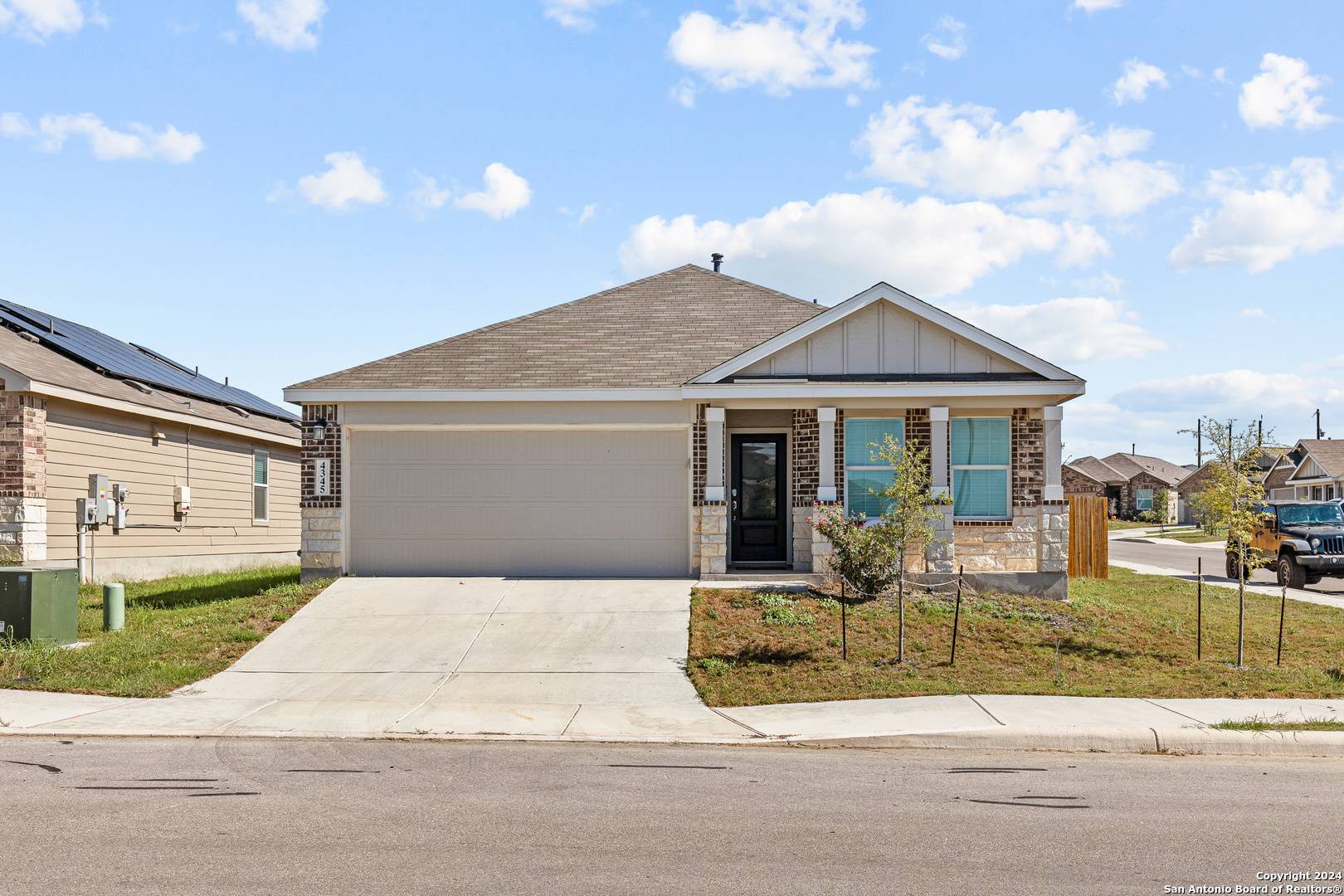San Antonio, TX 78223-1276,4345 SOUTHTON BED