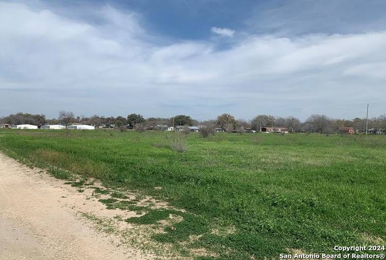 Devine, TX 78016,TBD O'Neal Dr LOT 5