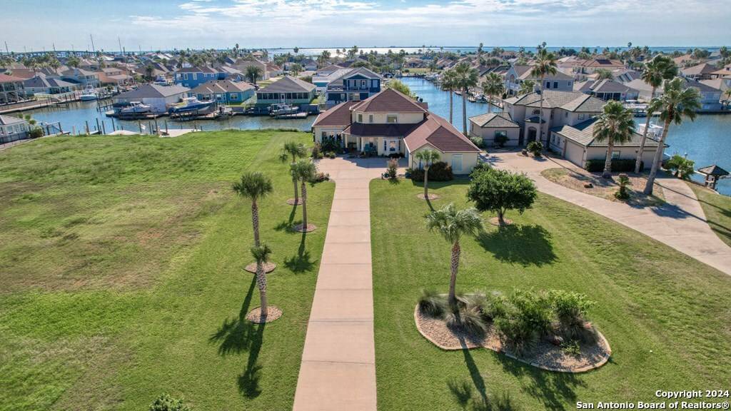 Aransas Pass, TX 78336,411 Porpoise