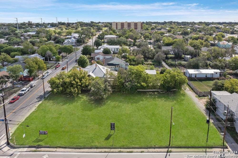 San Antonio, TX 78202,518N CHERRY ST