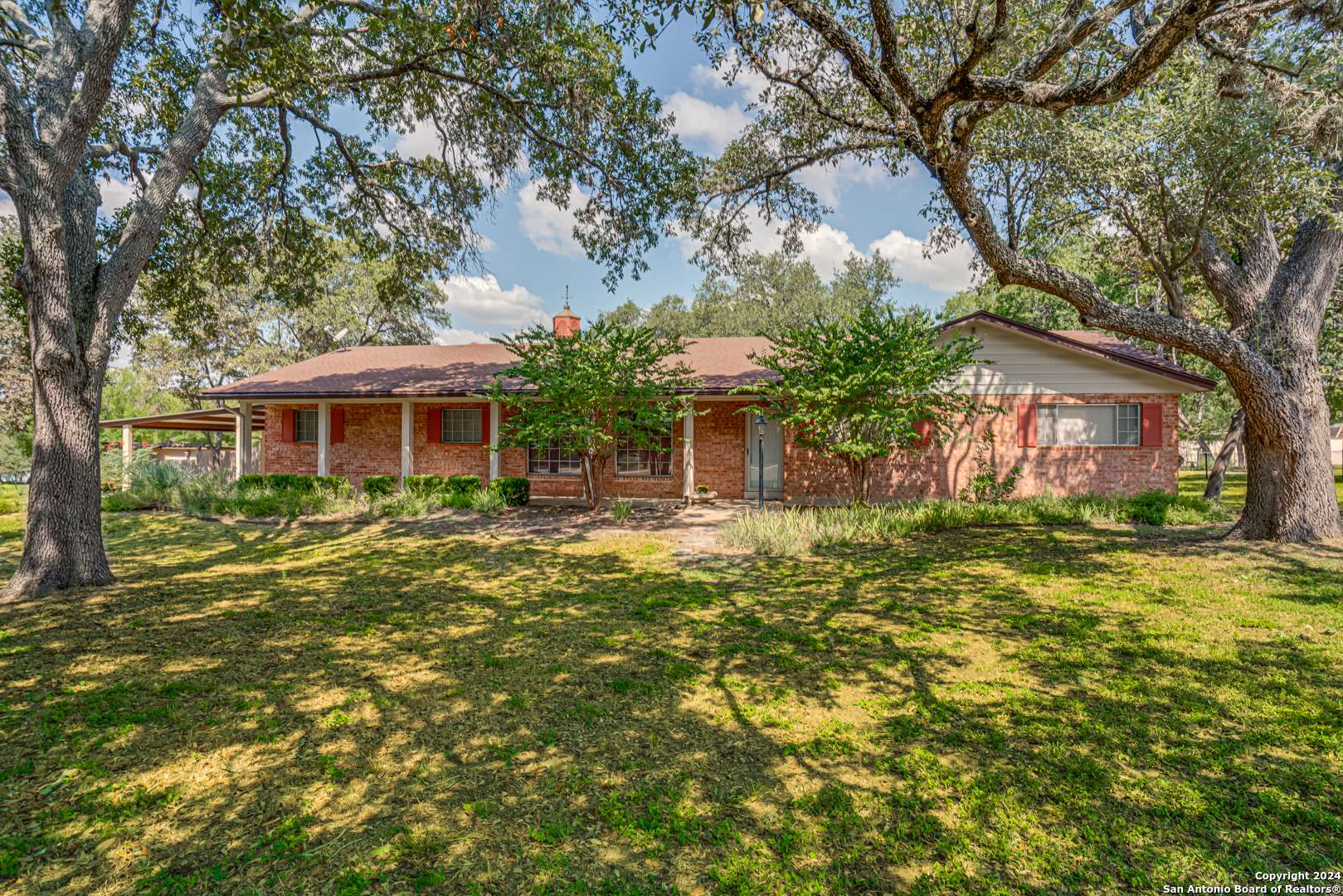 San Antonio, TX 78240,6639 Country View