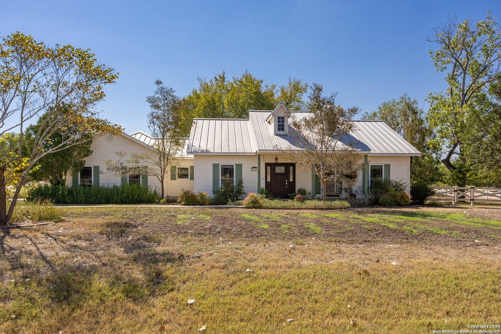 Seguin, TX 78155,257 Windwood Circle