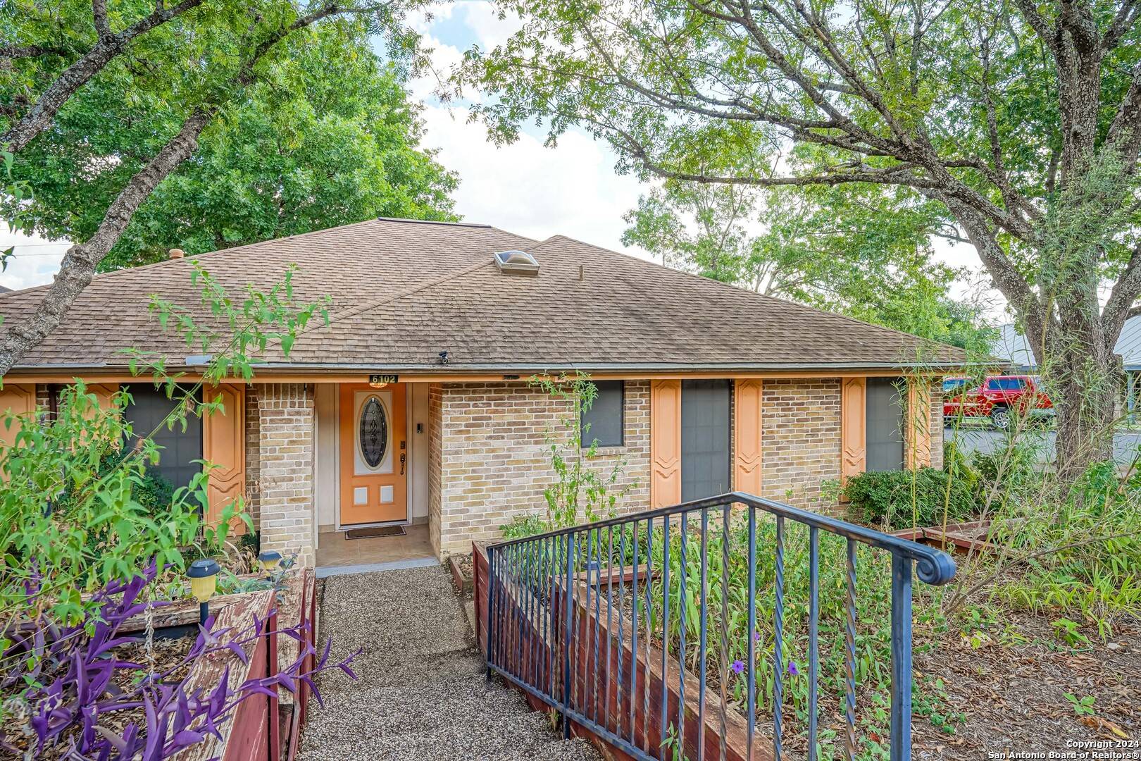 San Antonio, TX 78239,6102 Royal Breeze