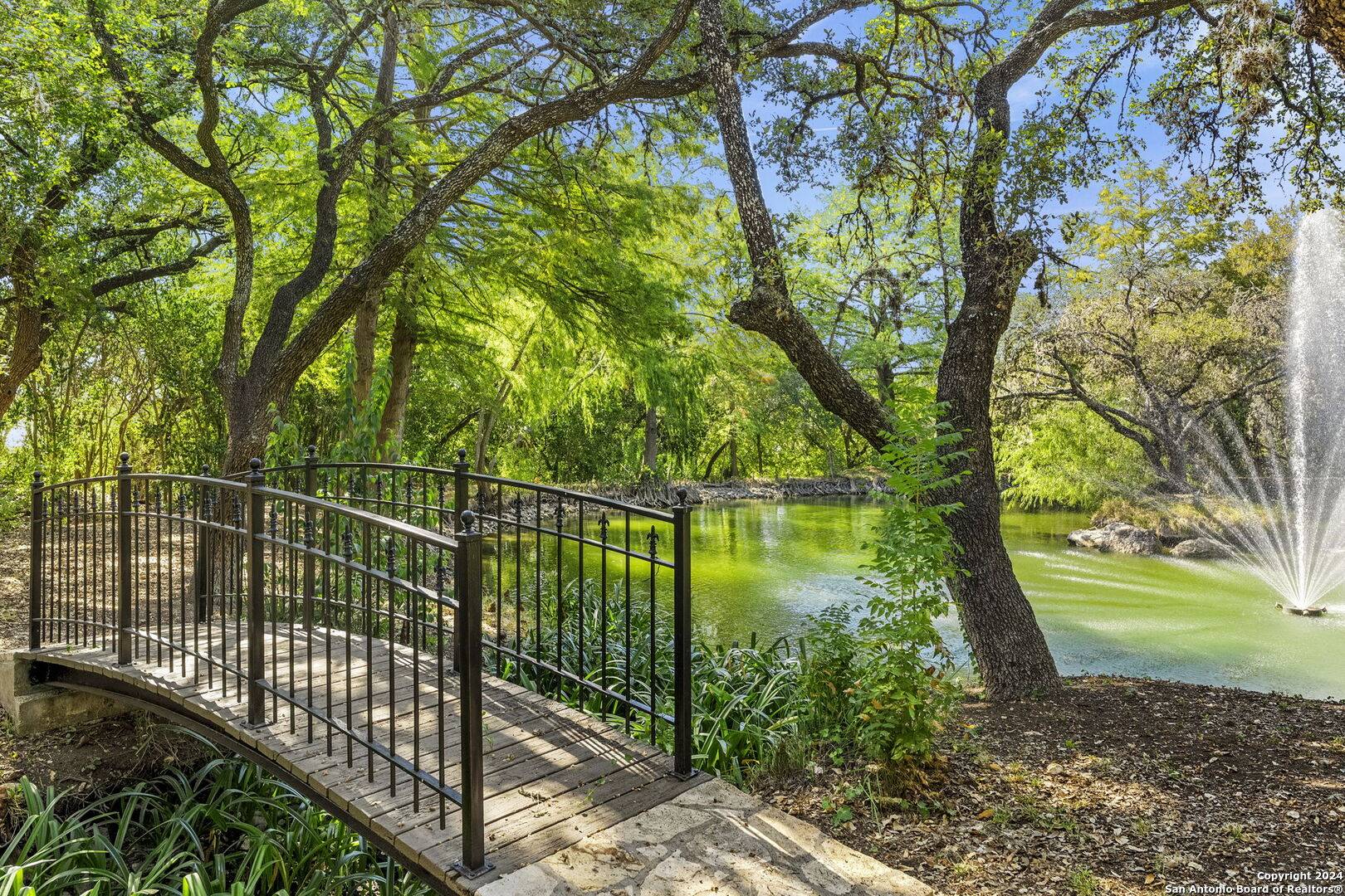 Hill Country Village, TX 78232-3612,100 TOMAHAWK TRL